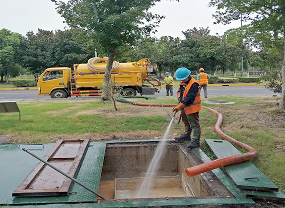 甘德化油池清理